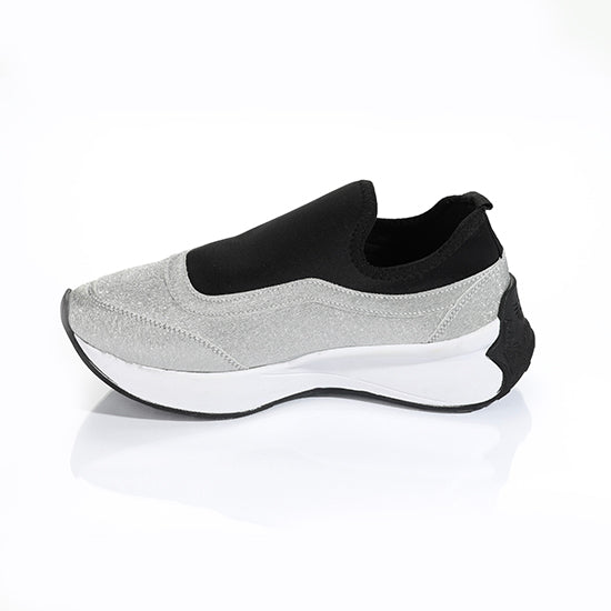 حذاء رياضي 10950