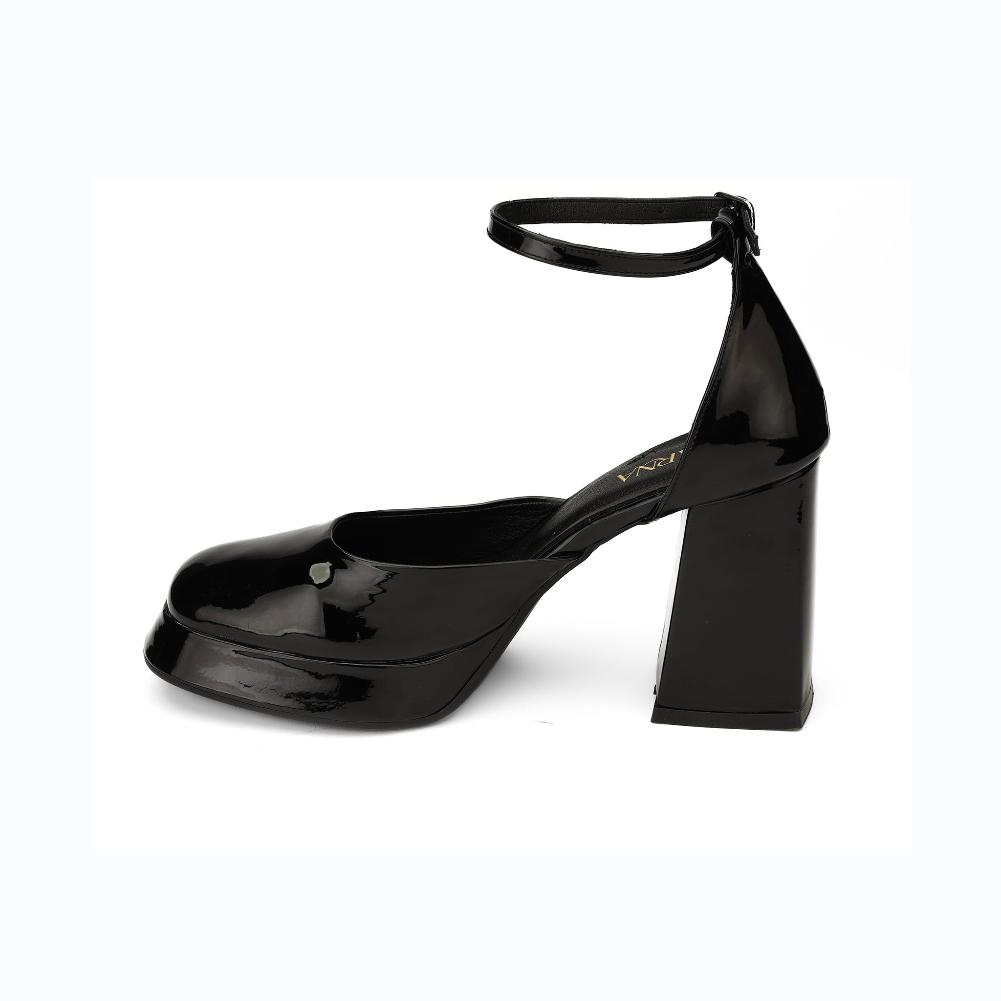 Heels 1550